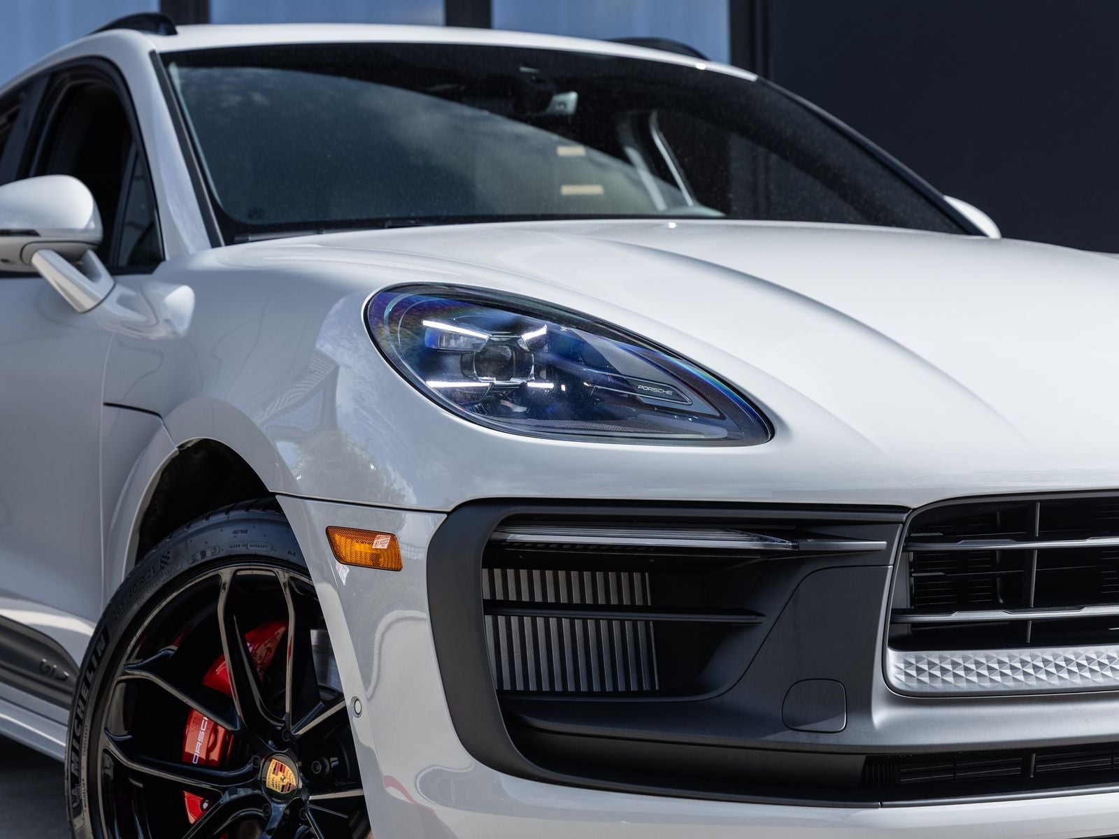 2026 Porsche Macan Macan GTS