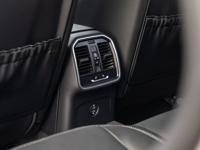 2026 Porsche Macan Macan GTS