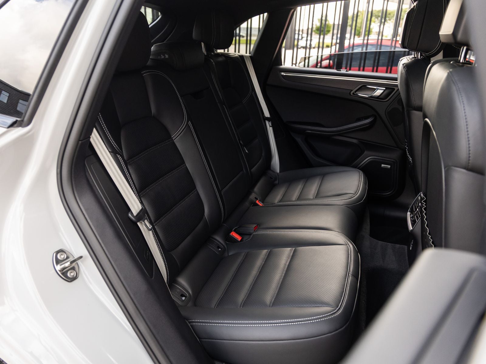 2026 Porsche Macan Macan GTS