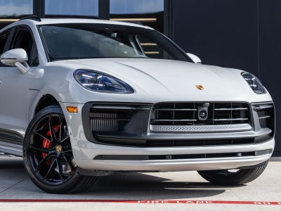 2026 Porsche Macan Macan GTS