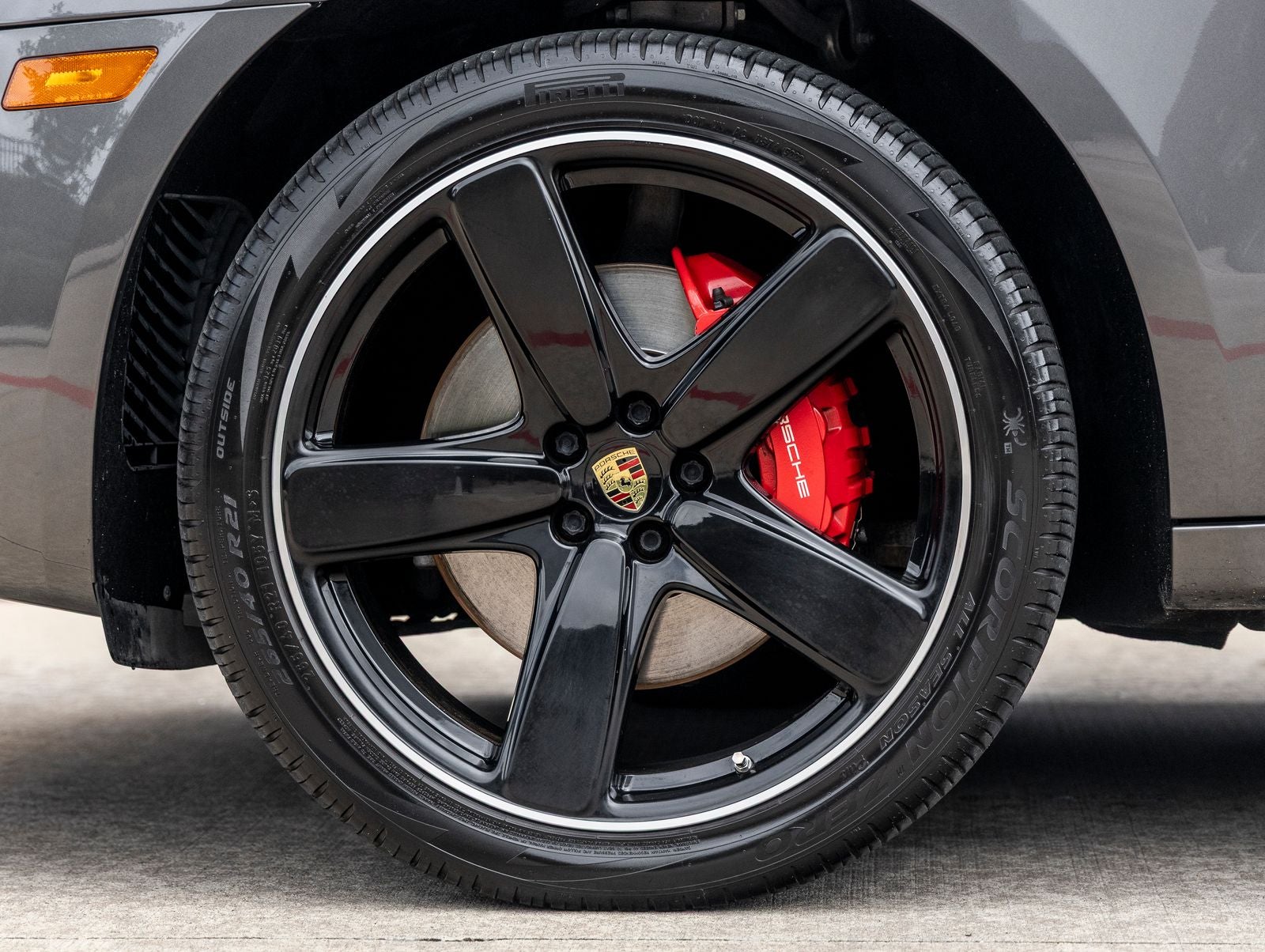 2017 Porsche Macan Turbo