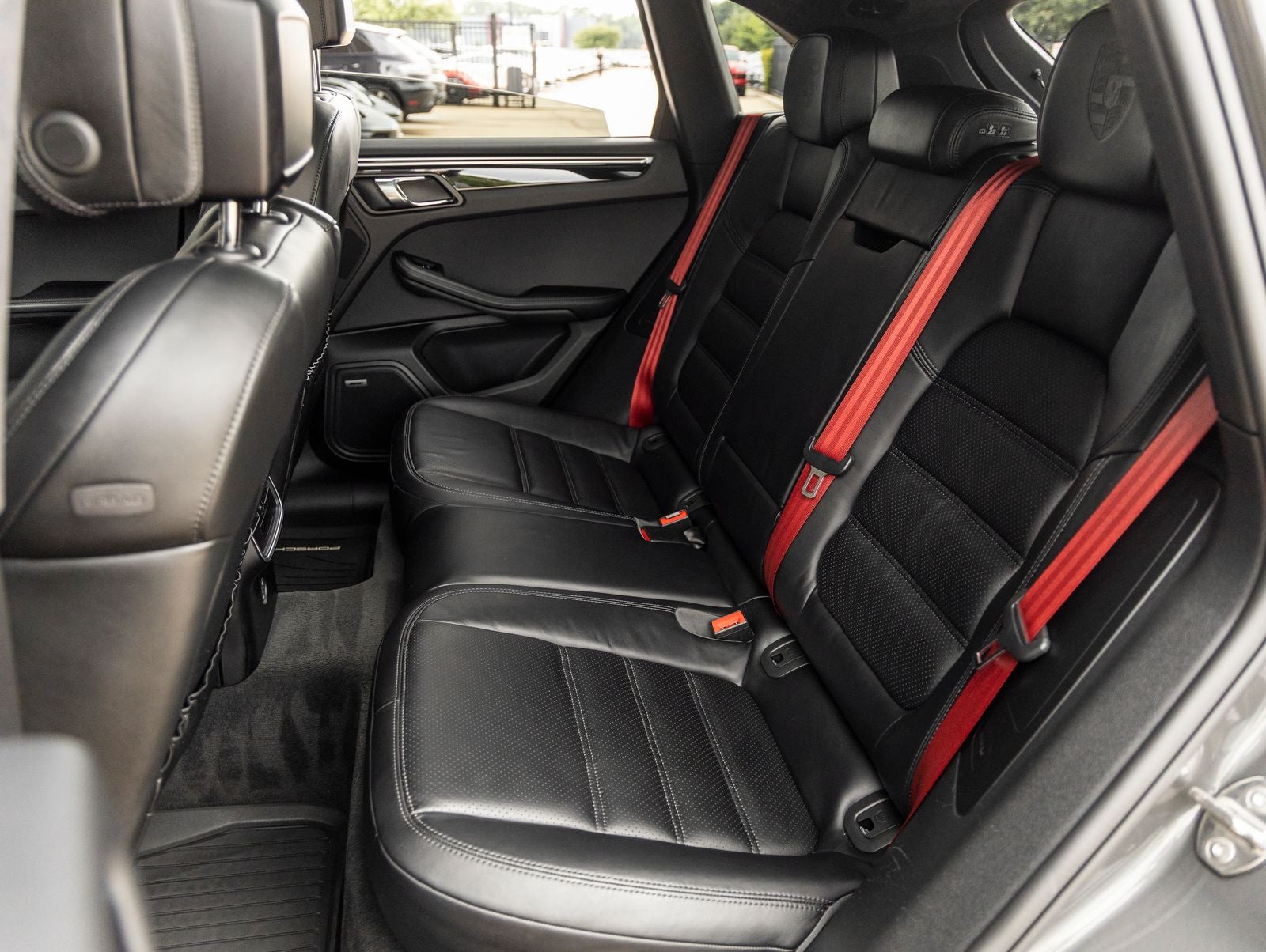 2017 Porsche Macan Turbo