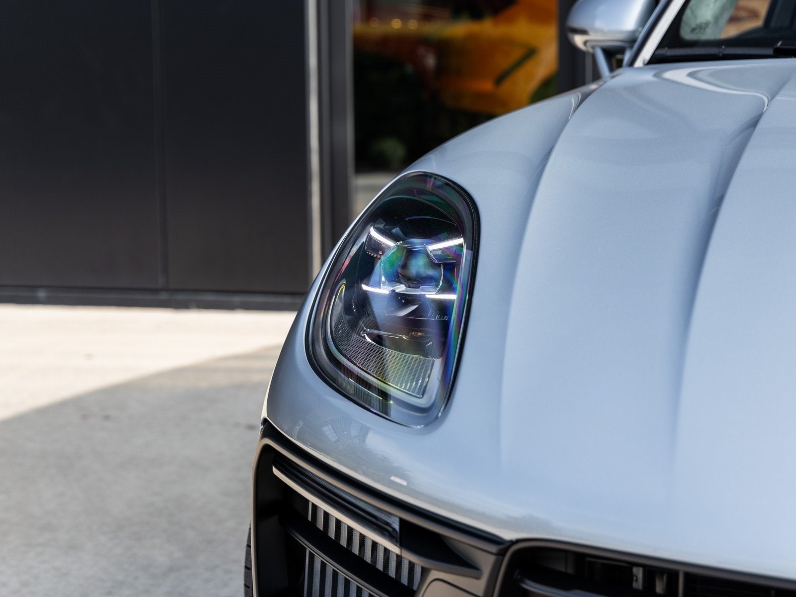 2026 Porsche Macan Macan GTS