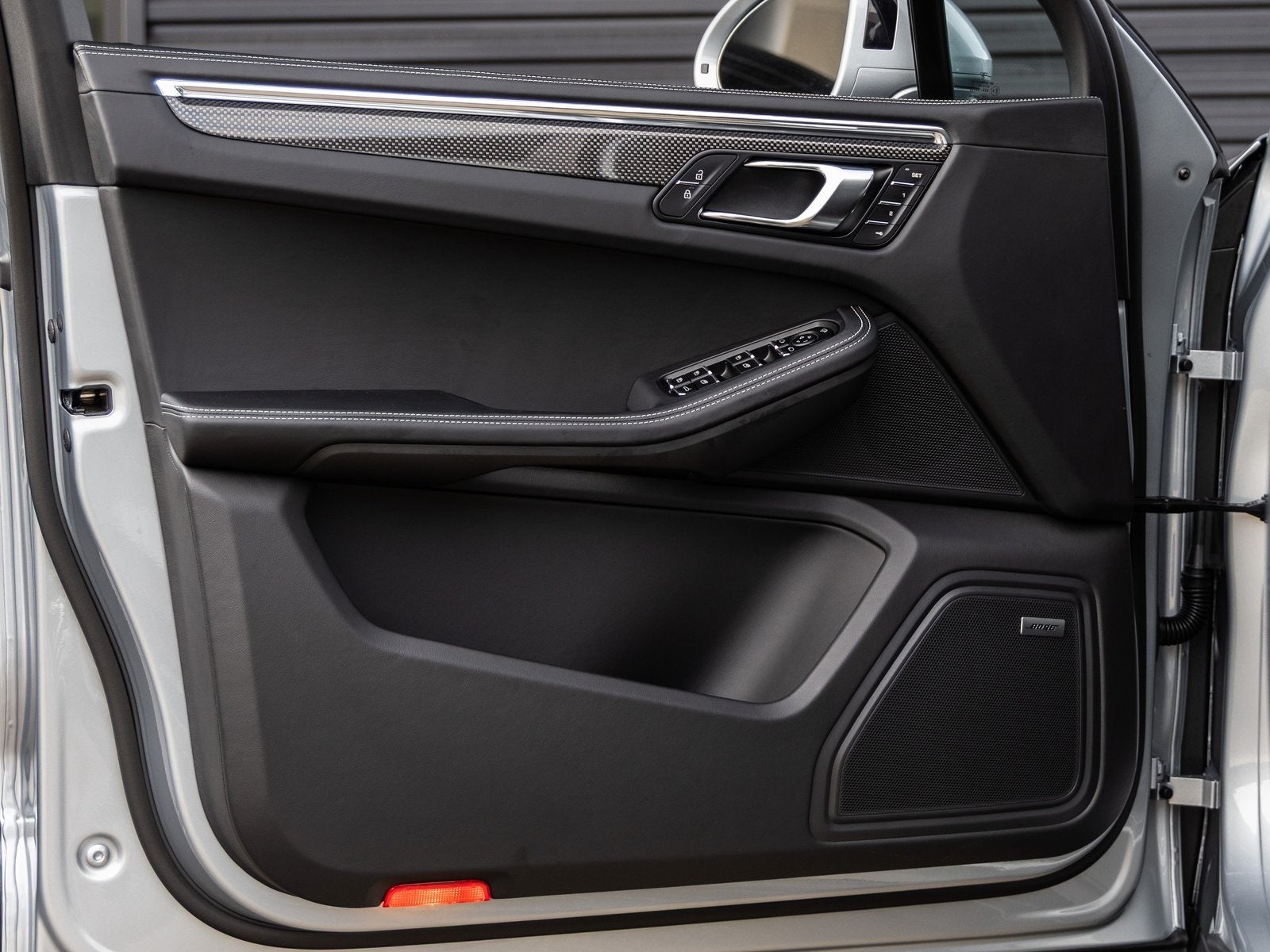 2026 Porsche Macan Macan GTS