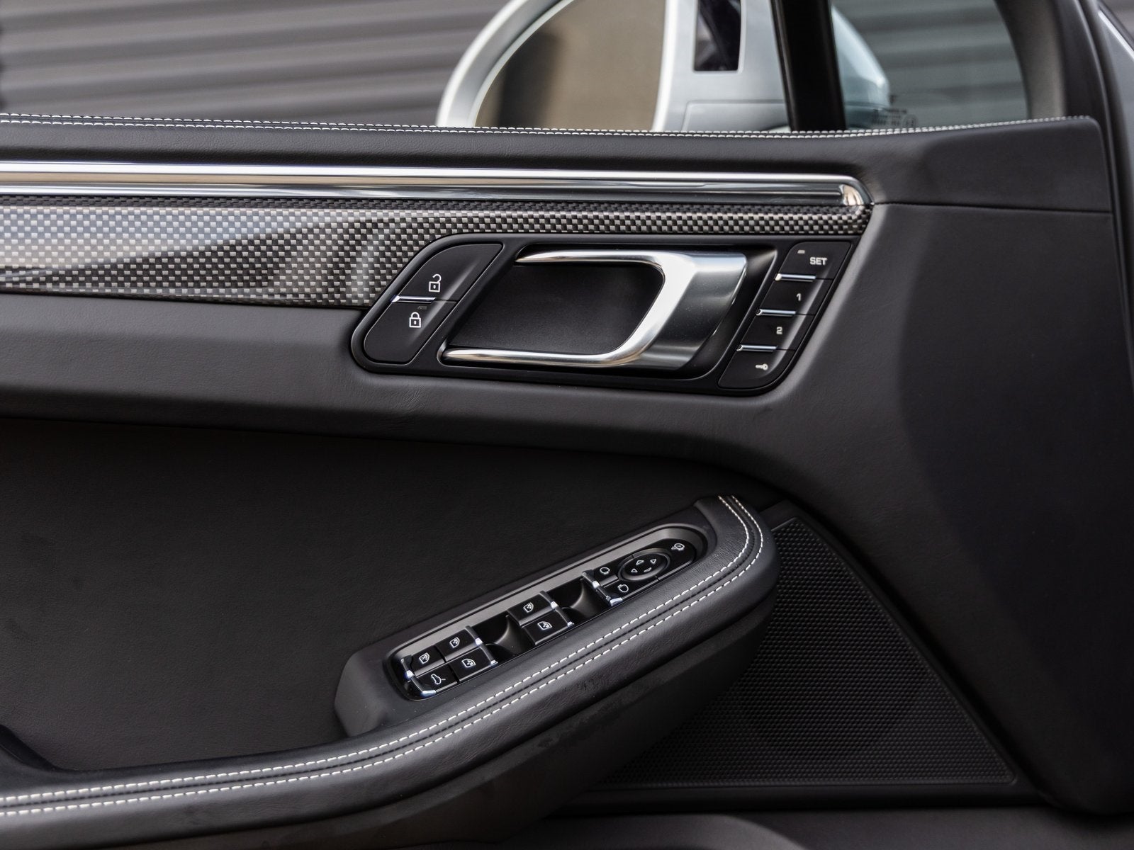 2026 Porsche Macan Macan GTS