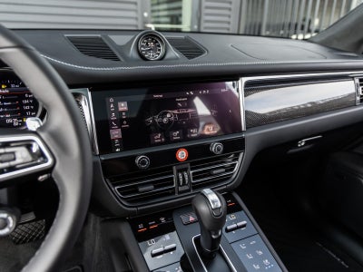 2026 Porsche Macan Macan GTS