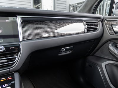 2026 Porsche Macan Macan GTS