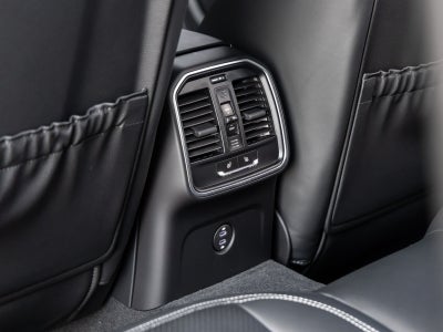 2026 Porsche Macan Macan GTS