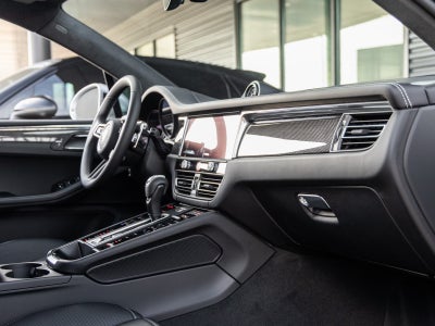 2026 Porsche Macan Macan GTS