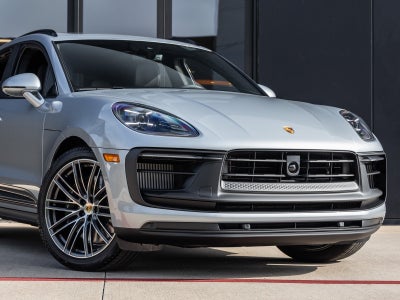 2026 Porsche Macan Macan GTS