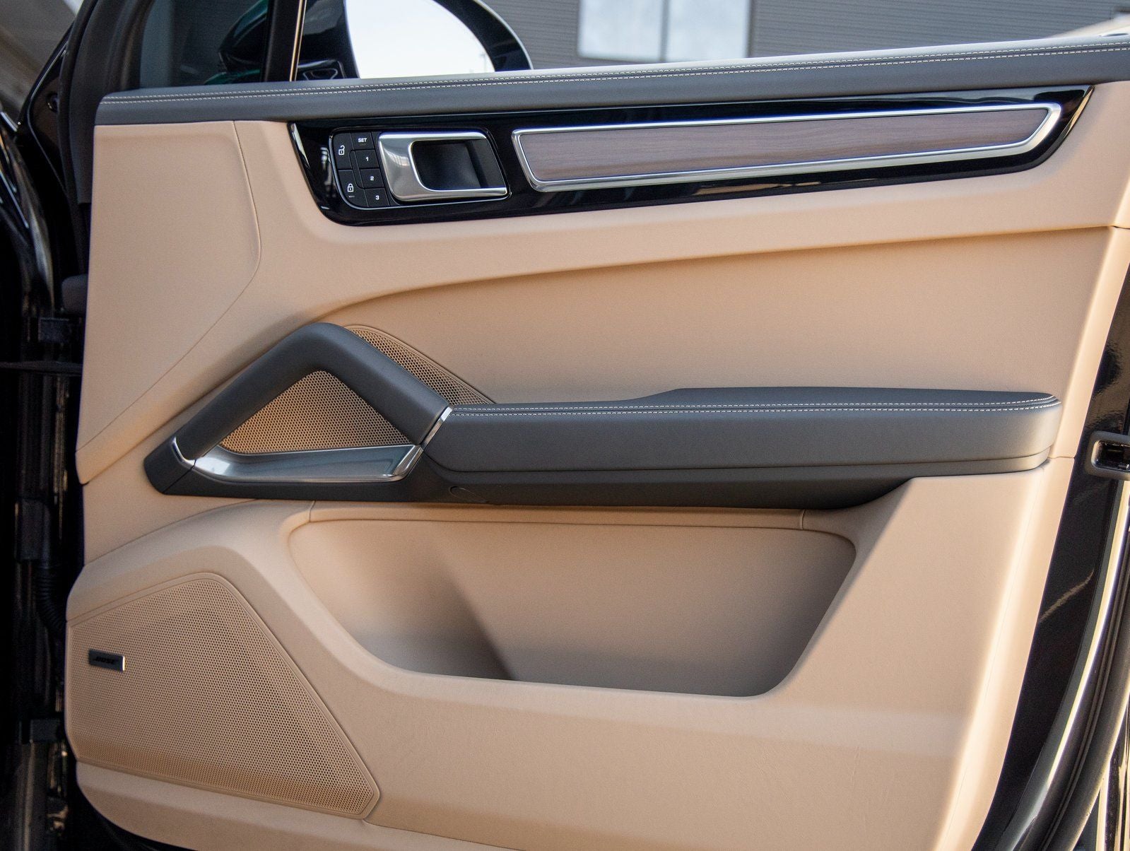 2023 Porsche Cayenne Cayenne Turbo (MY23)