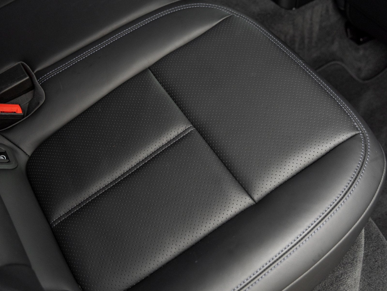 2024 Porsche Macan Macan S (MY24)