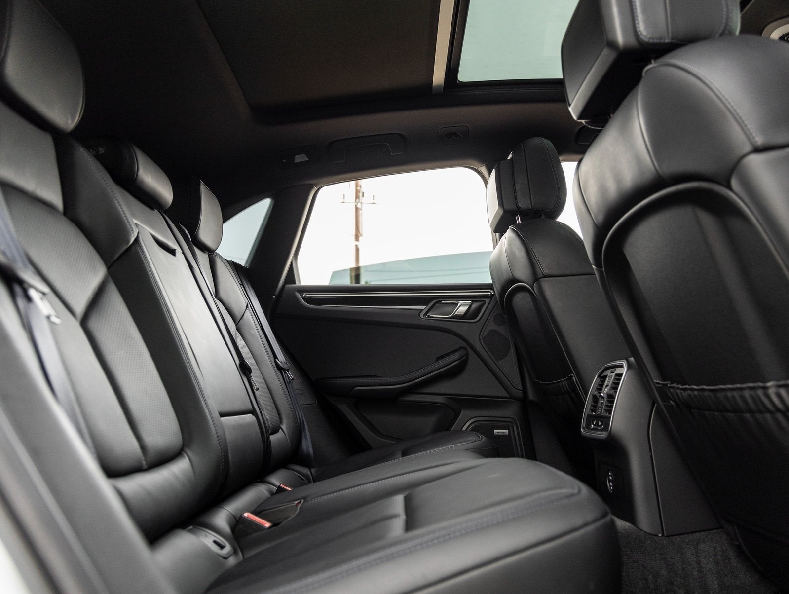 2024 Porsche Macan Macan S (MY24)