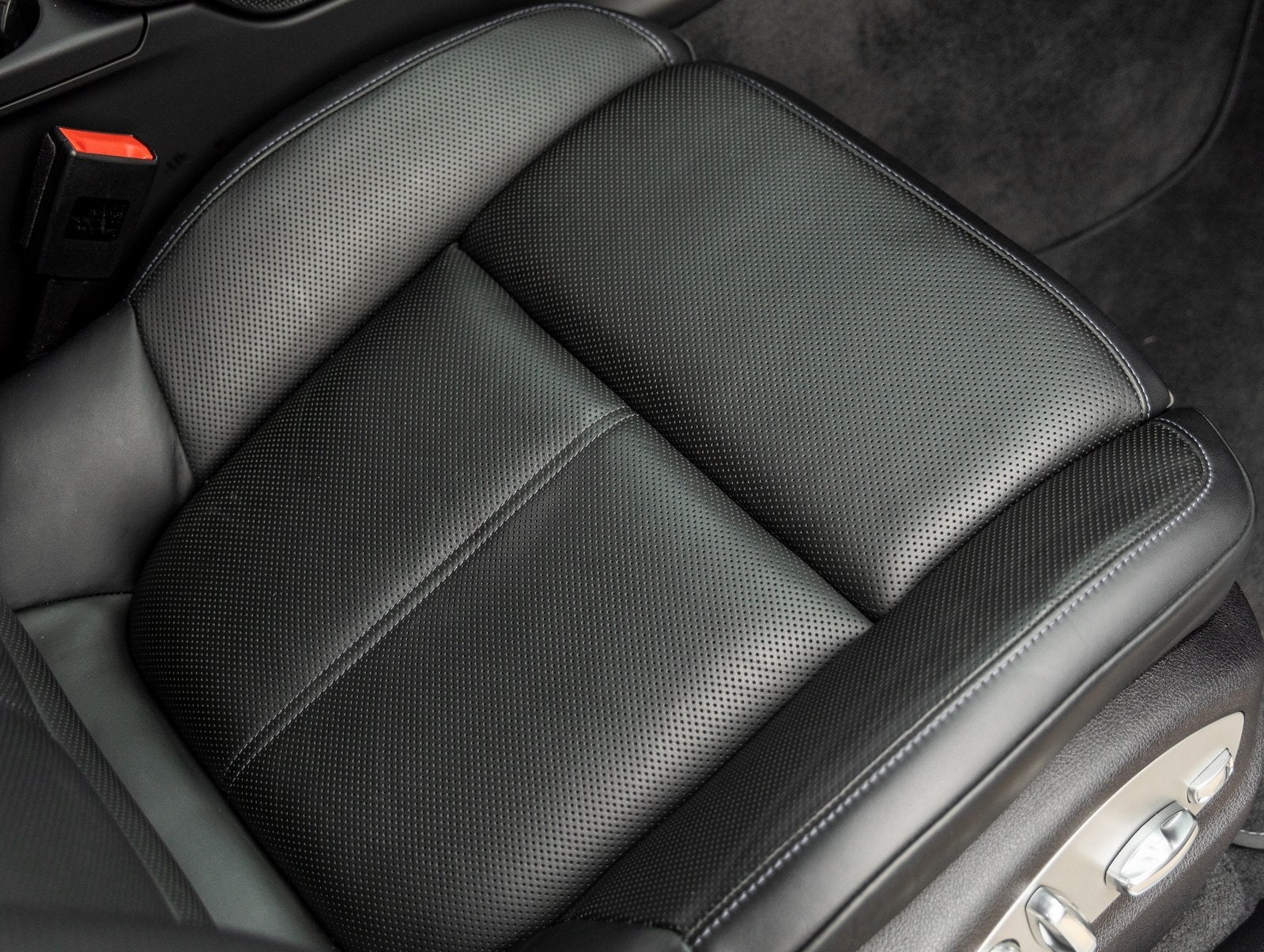 2024 Porsche Macan Macan S (MY24)