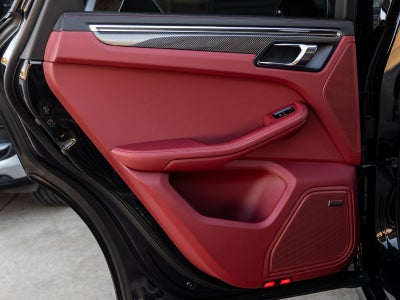 2026 Porsche Macan Macan S