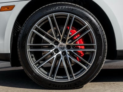 2026 Porsche Macan Macan S