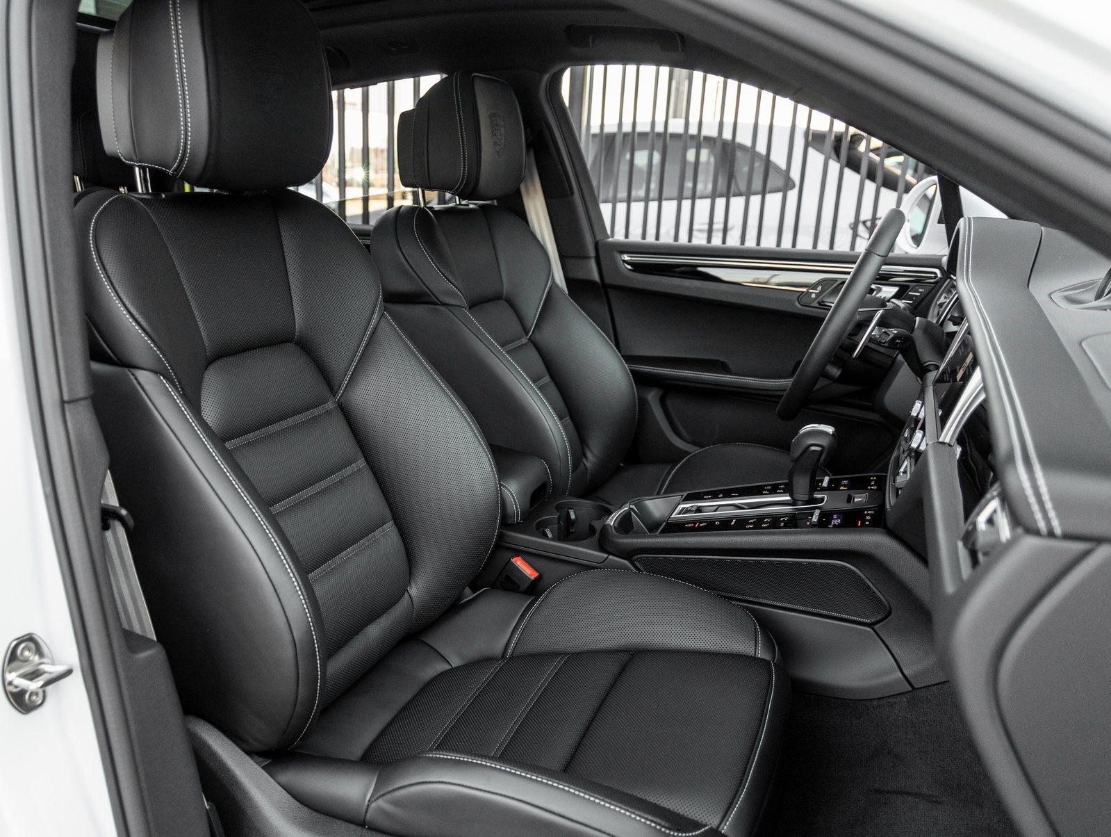 2026 Porsche Macan Macan S