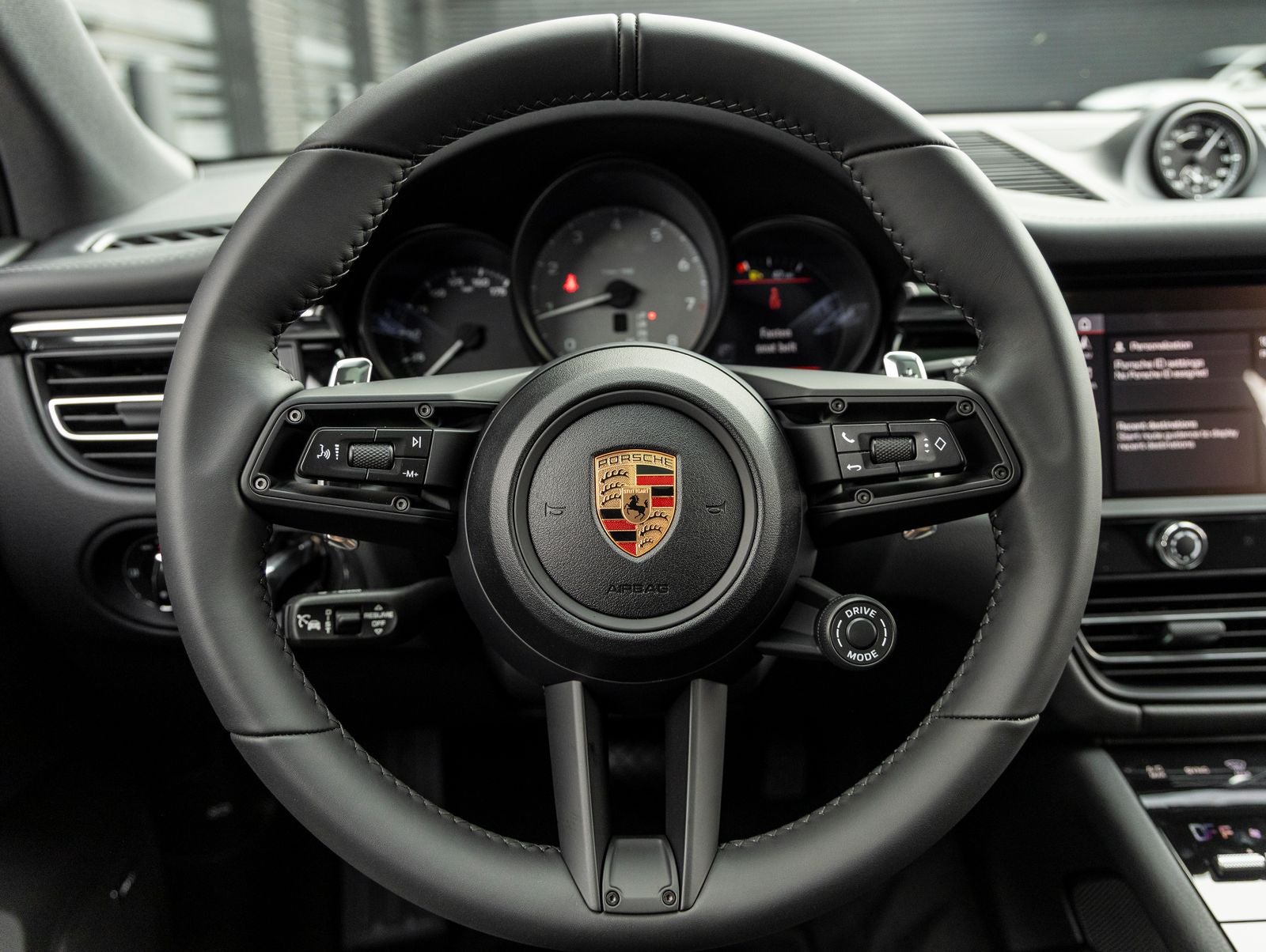 2026 Porsche Macan Macan S