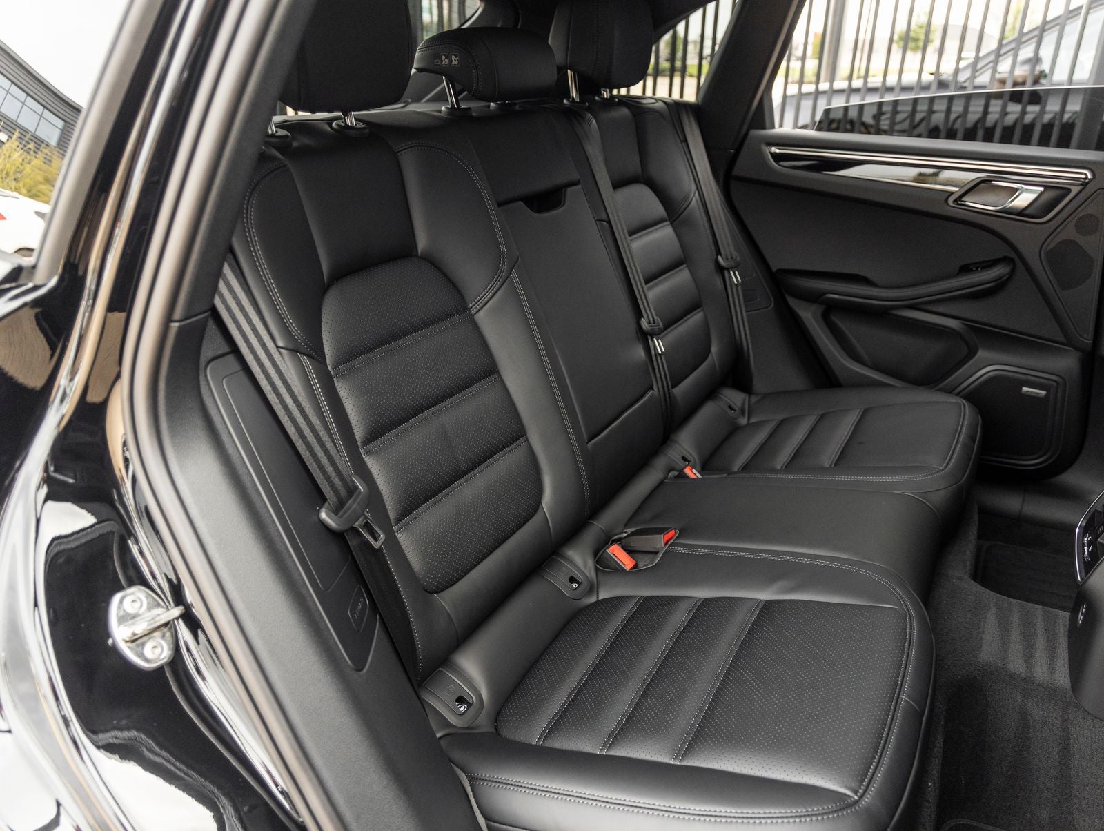 2026 Porsche Macan Macan S