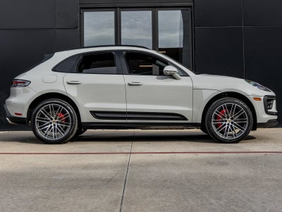 2026 Porsche Macan Macan S