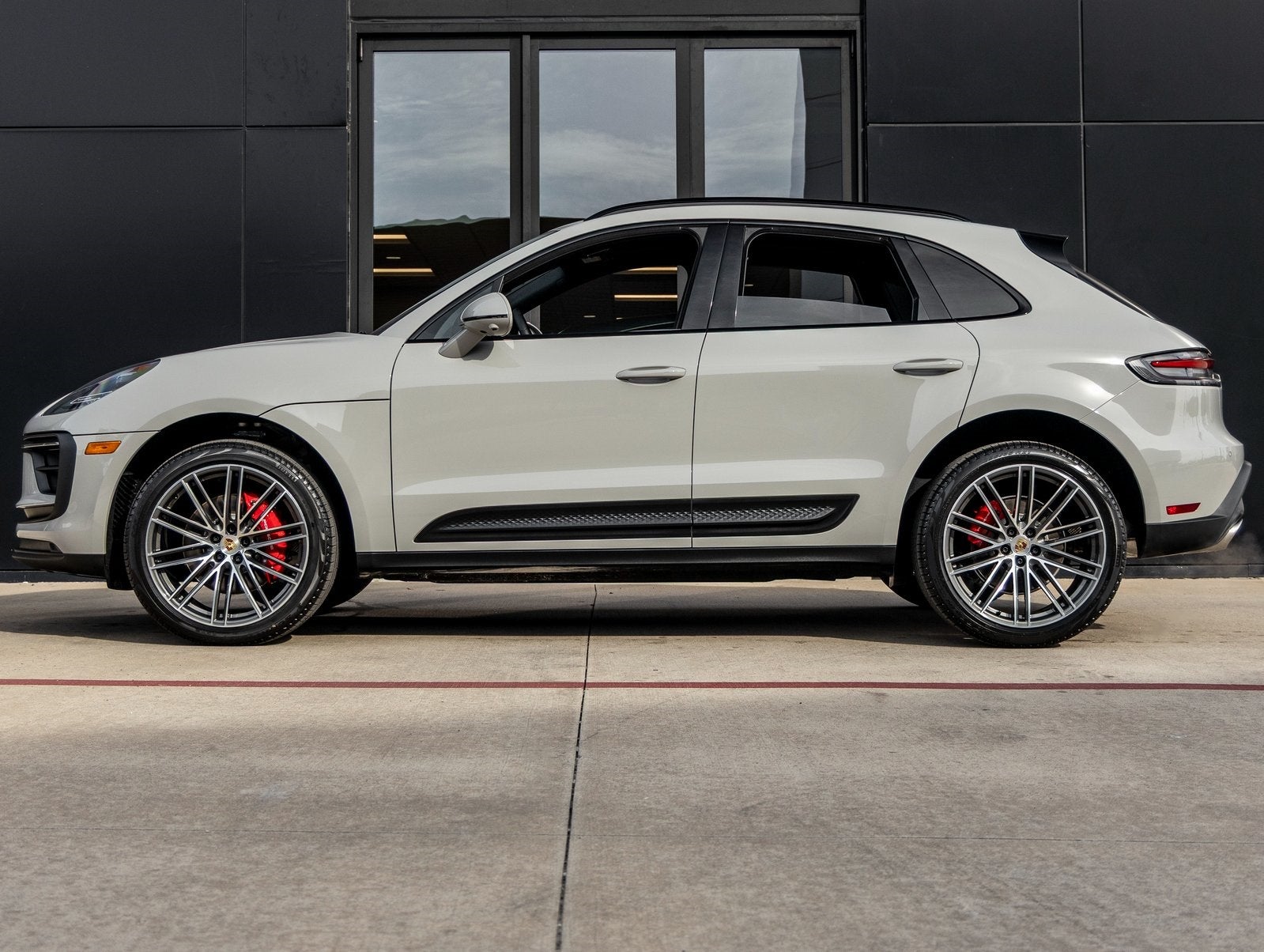2026 Porsche Macan Macan S