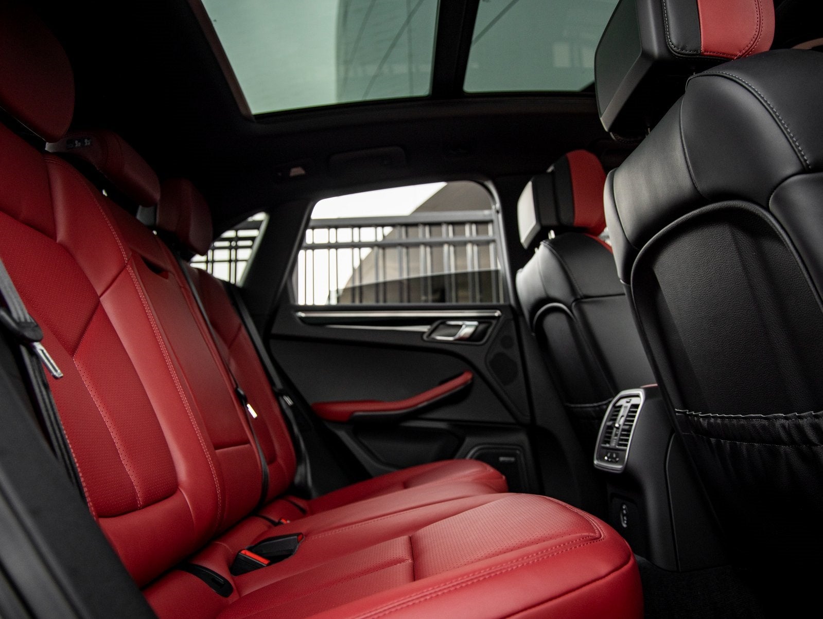 2026 Porsche Macan Macan S