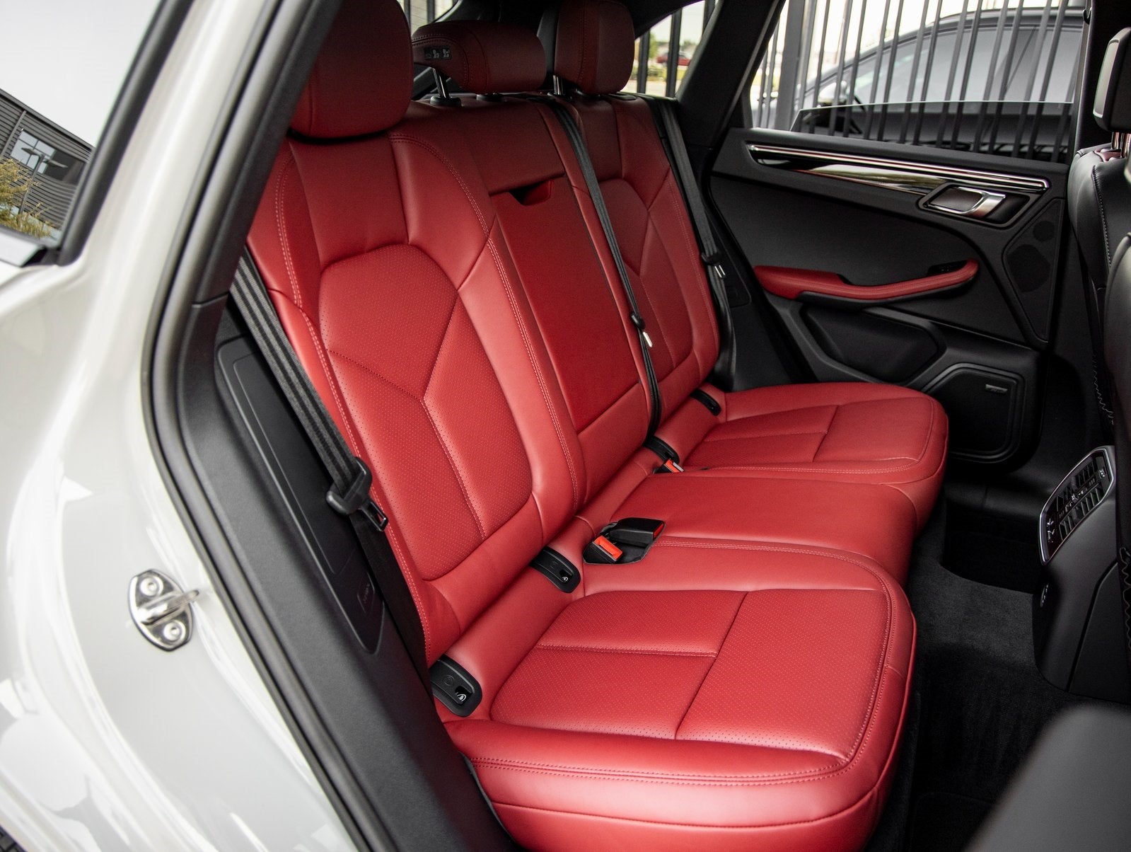 2026 Porsche Macan Macan S