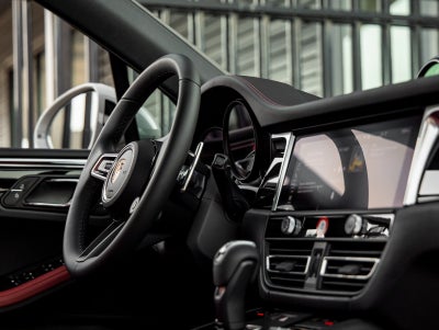 2026 Porsche Macan Macan S
