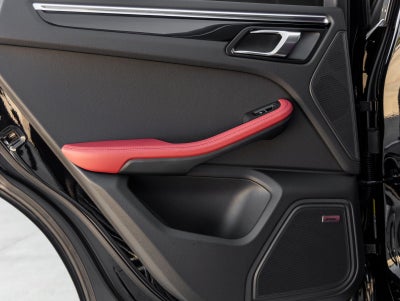 2026 Porsche Macan Macan S