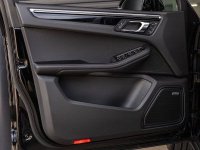 2026 Porsche Macan Macan S