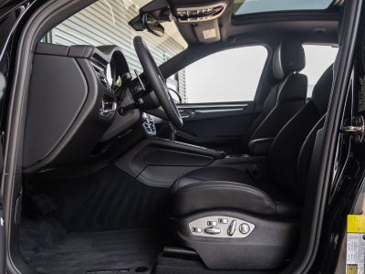 2026 Porsche Macan Macan S
