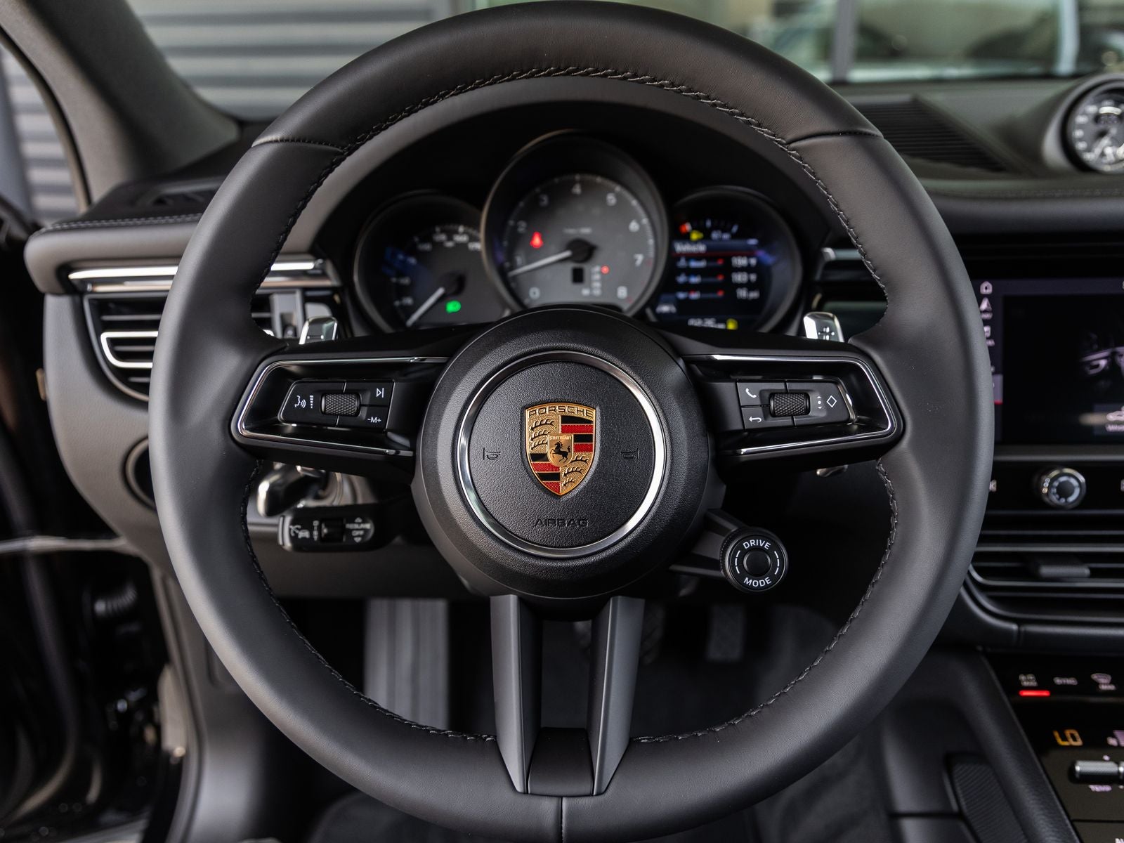 2026 Porsche Macan Macan S