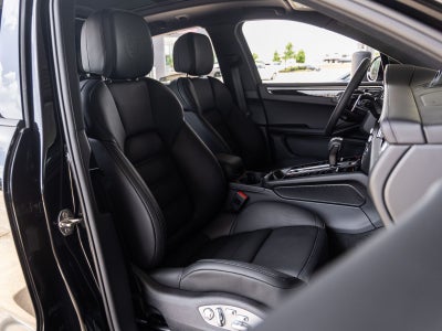 2026 Porsche Macan Macan S