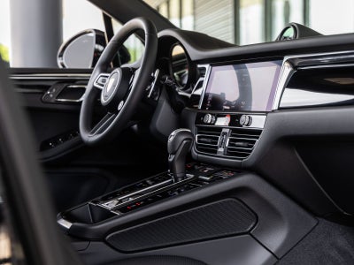 2026 Porsche Macan Macan S