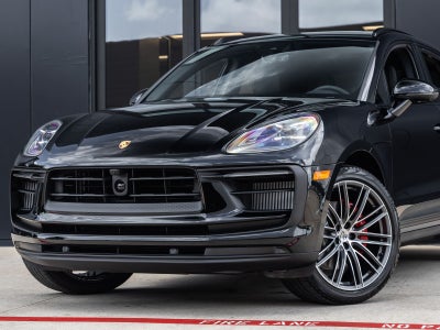 2026 Porsche Macan Macan S