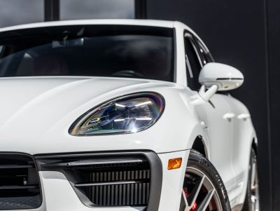 2026 Porsche Macan Macan S