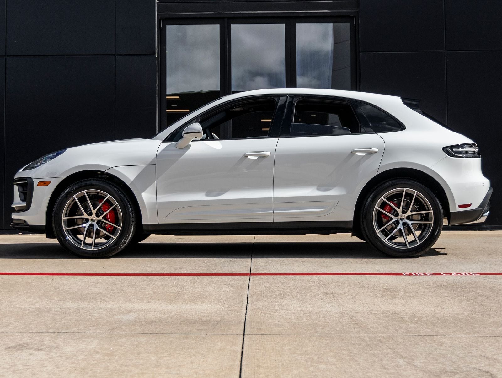 2026 Porsche Macan Macan S