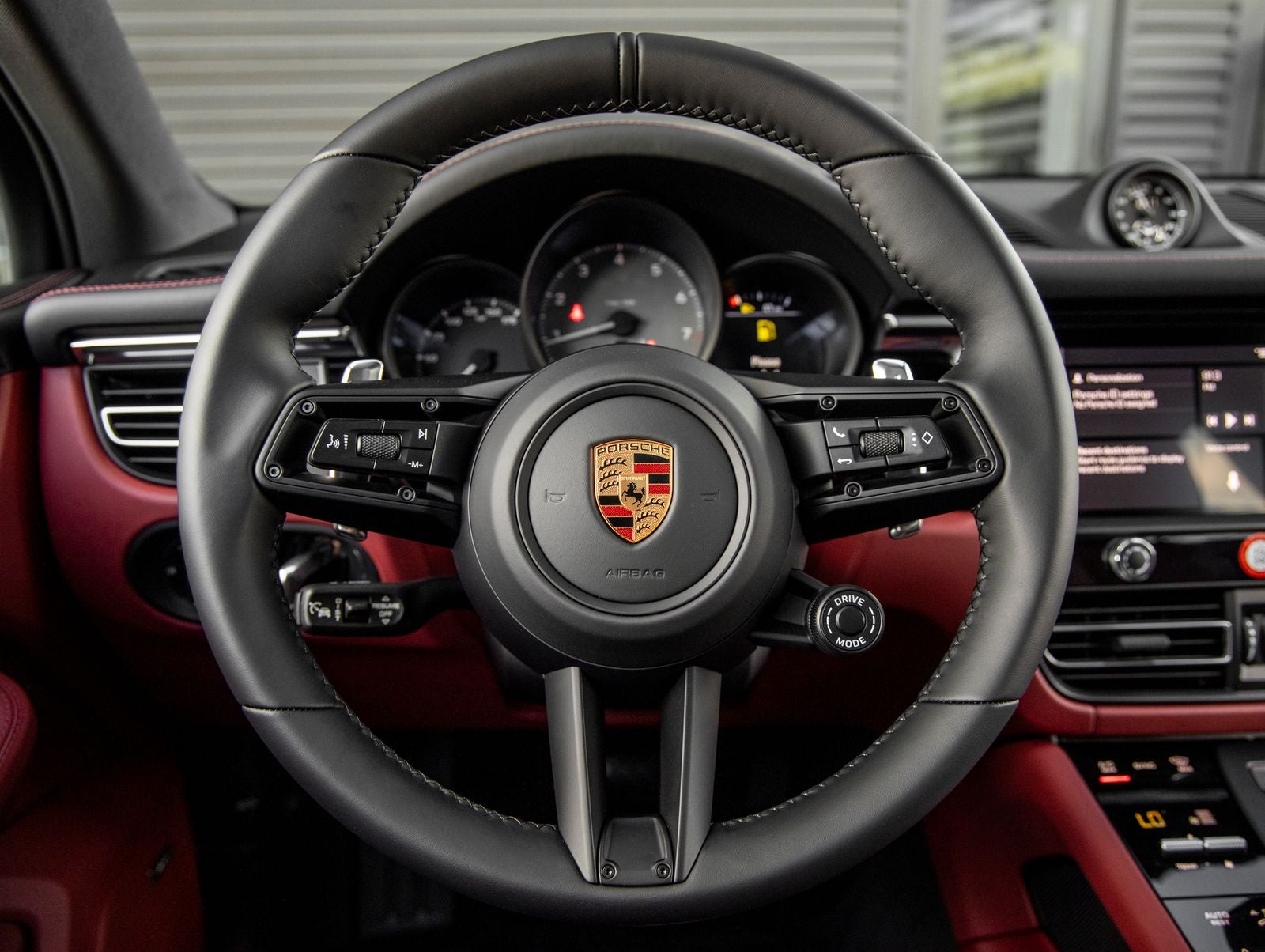 2026 Porsche Macan Macan S