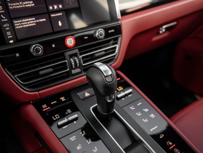 2026 Porsche Macan Macan S
