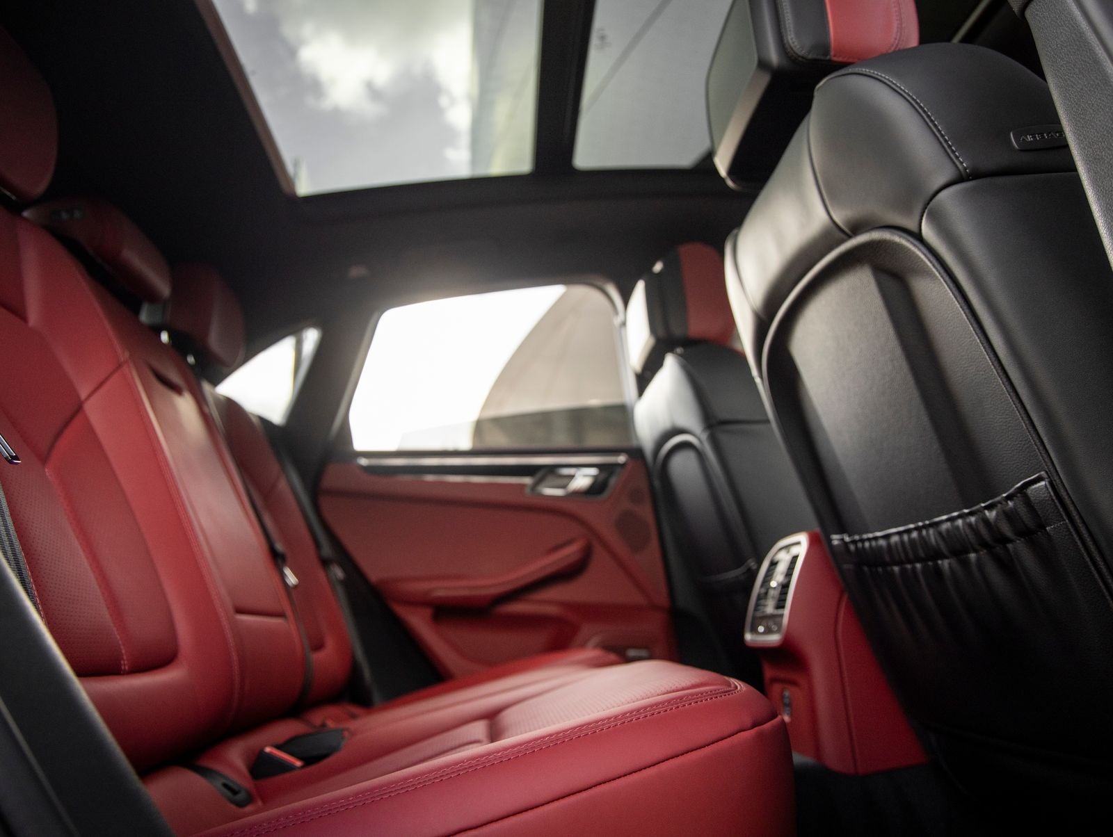 2026 Porsche Macan Macan S