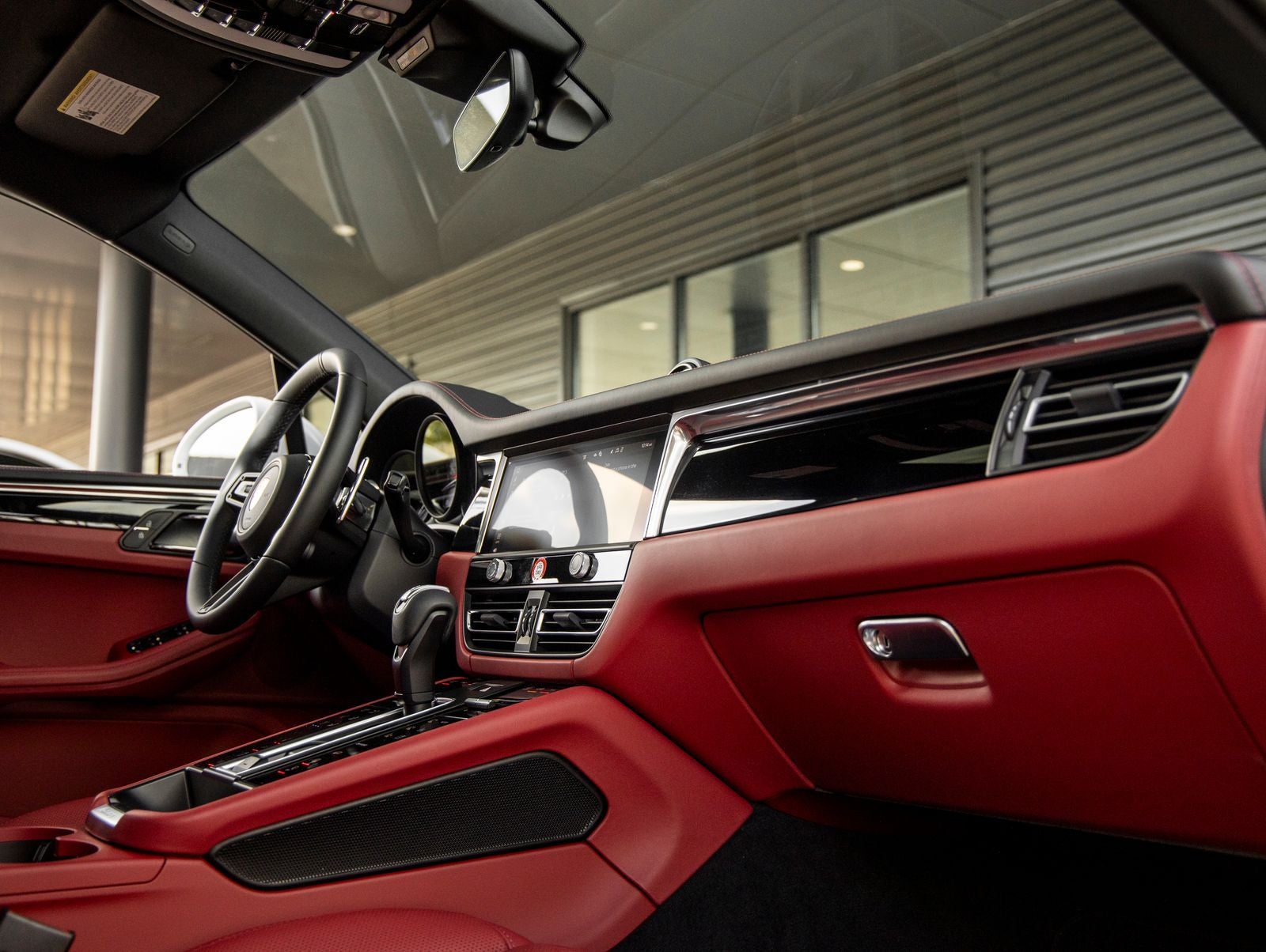 2026 Porsche Macan Macan S