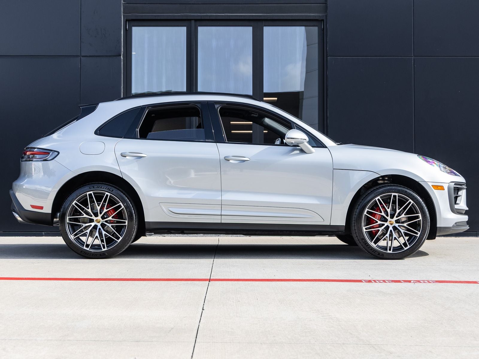 2026 Porsche Macan Macan S