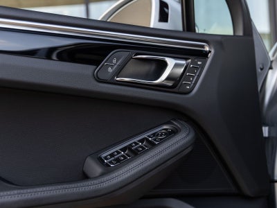 2026 Porsche Macan Macan S