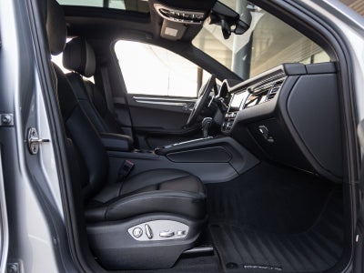 2026 Porsche Macan Macan S