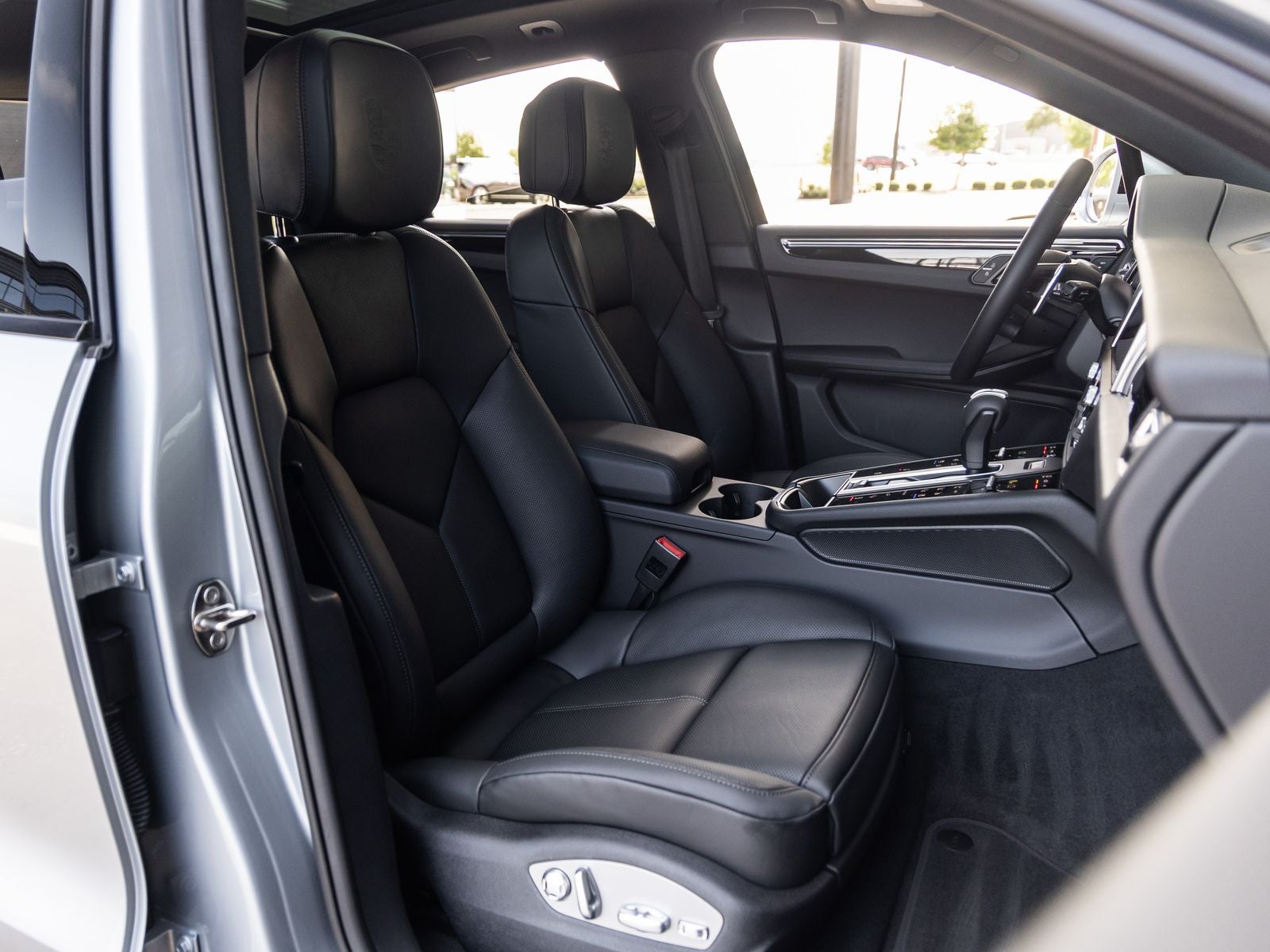 2026 Porsche Macan Macan S