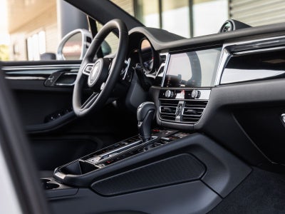 2026 Porsche Macan Macan S