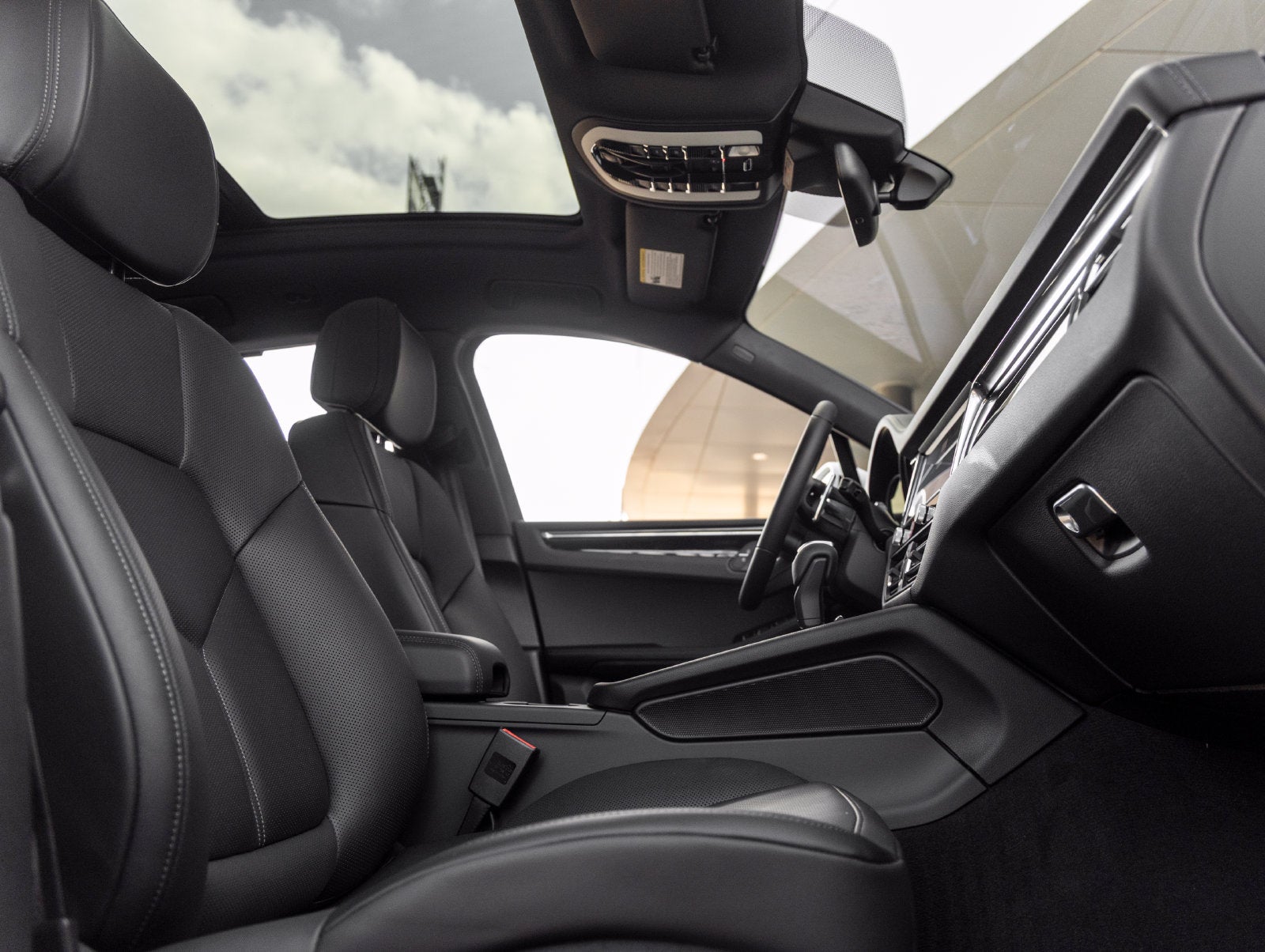 2026 Porsche Macan Macan S