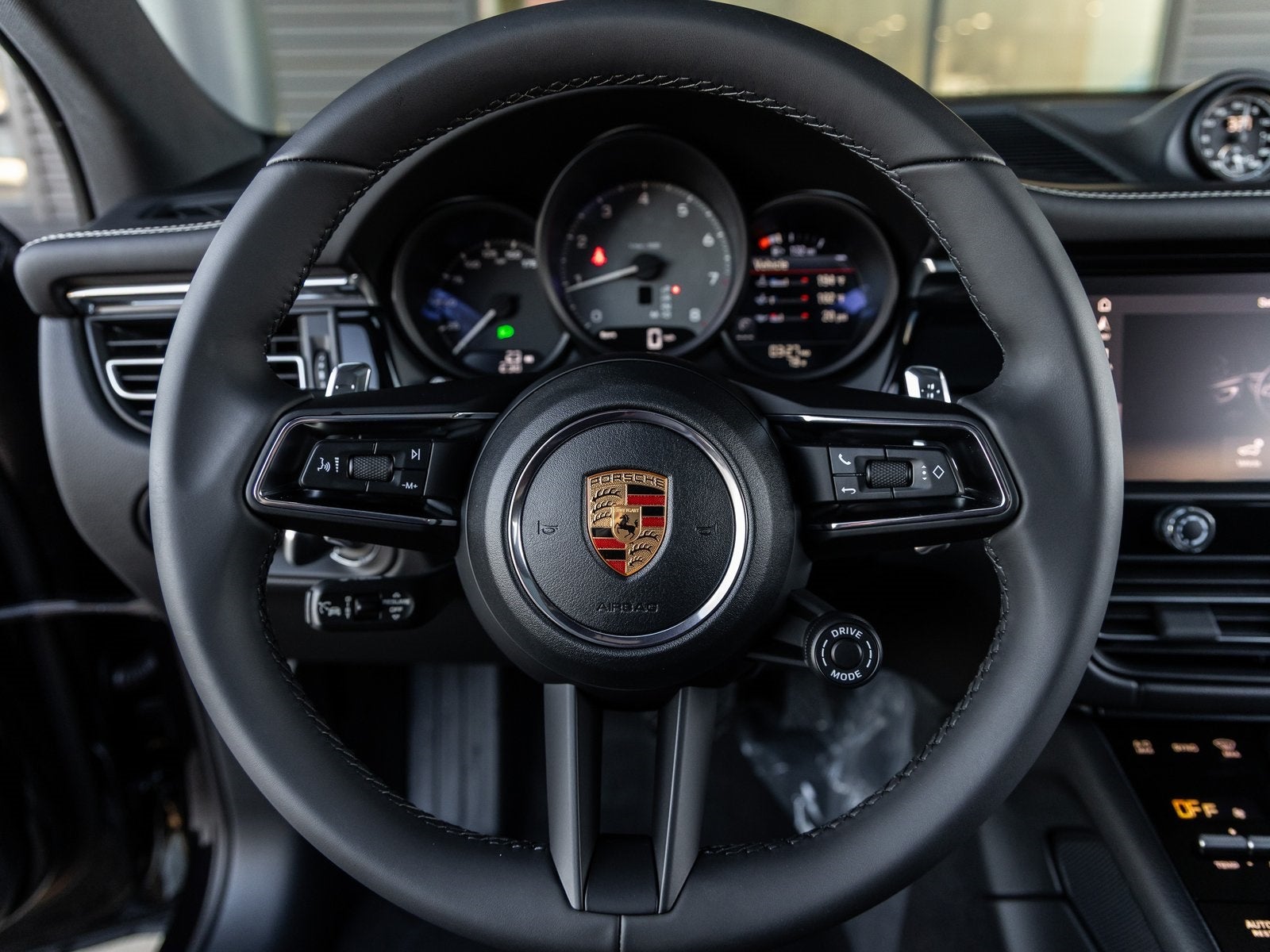 2026 Porsche Macan Macan S