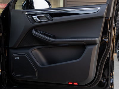 2026 Porsche Macan Macan S