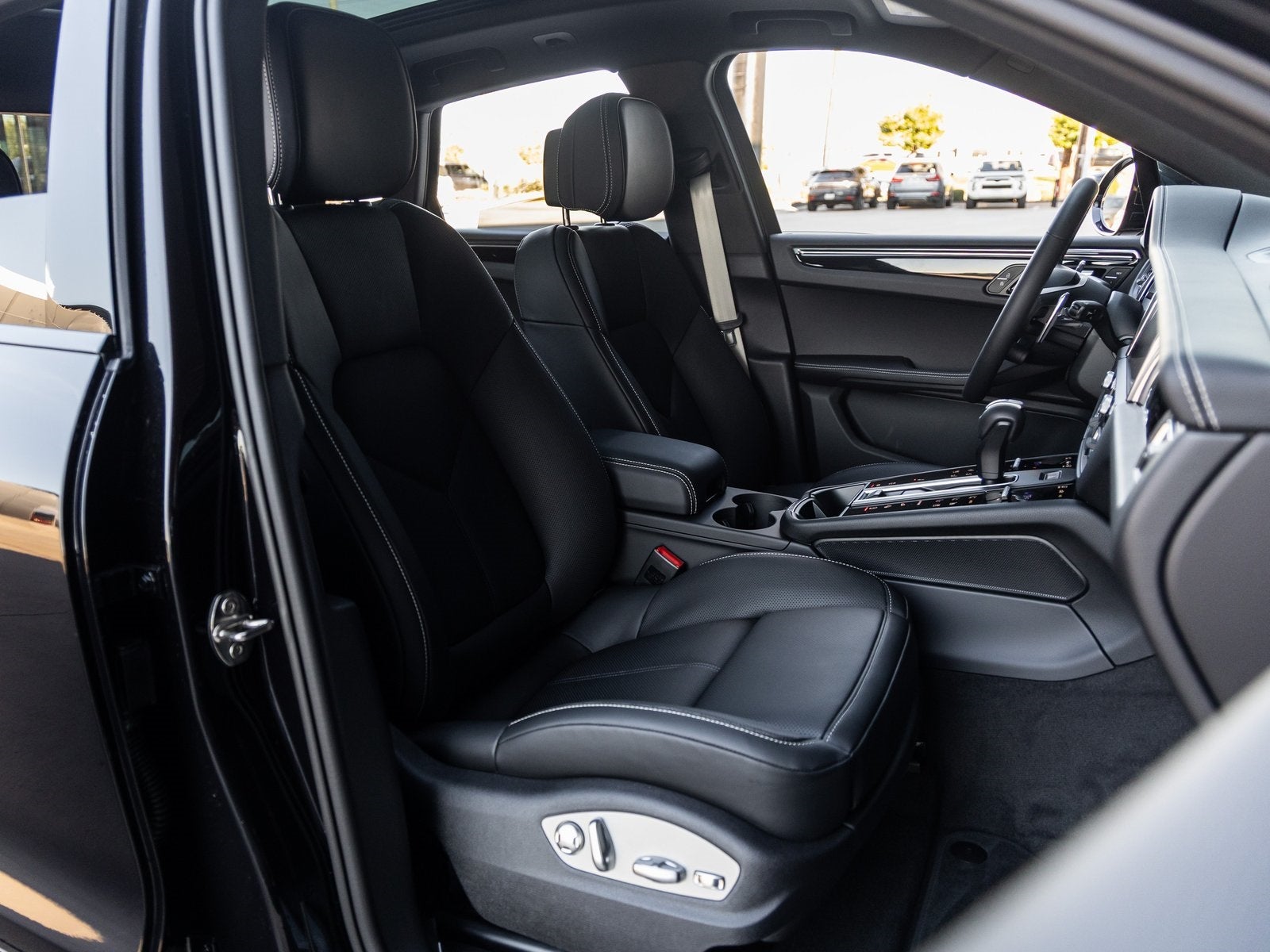 2026 Porsche Macan Macan S